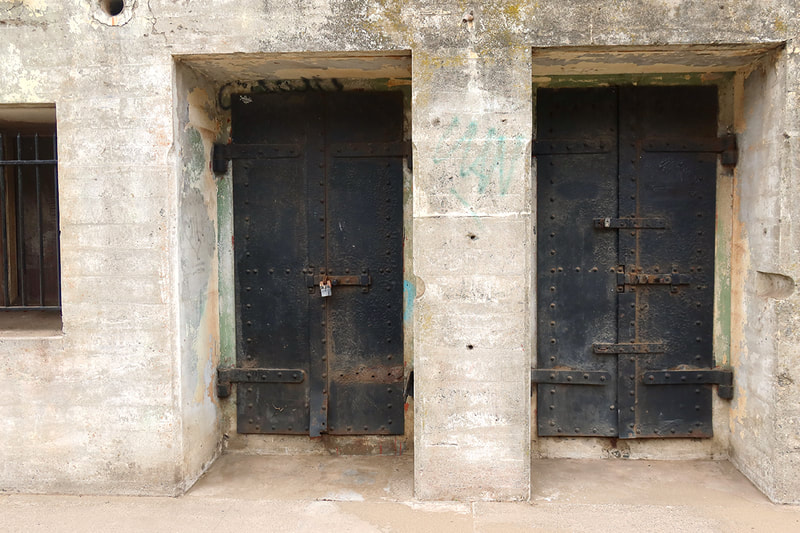two doors in old fort